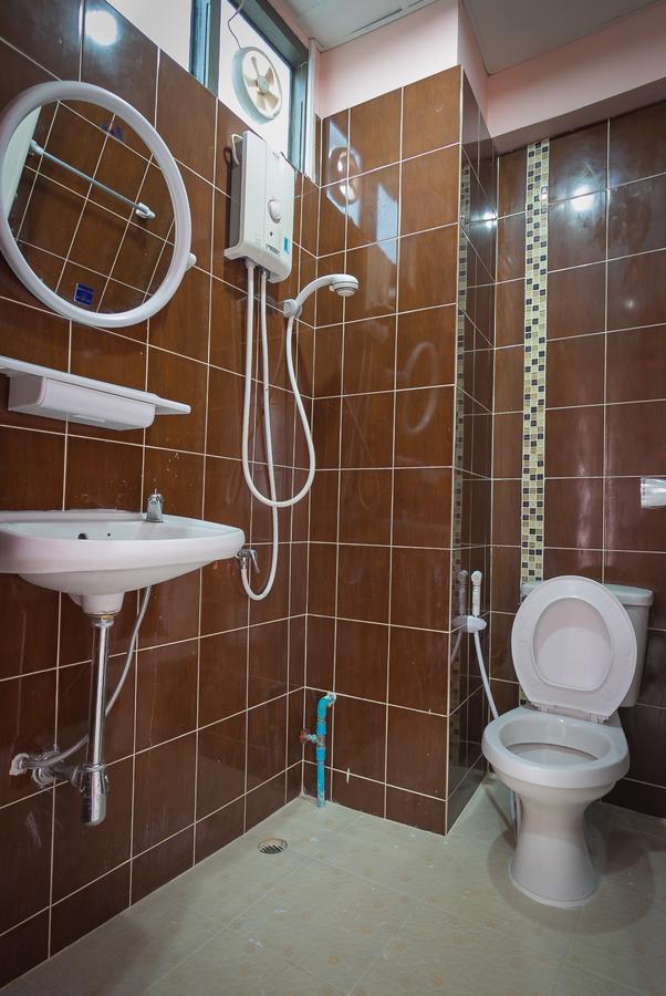 Grand Leo Hotel Khonken Kültér fotó