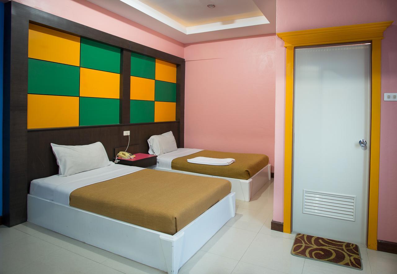 Grand Leo Hotel Khonken Kültér fotó